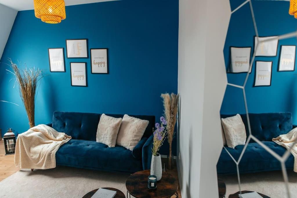 Central-Living Blue - Netflix - Wifi Essen Luaran gambar