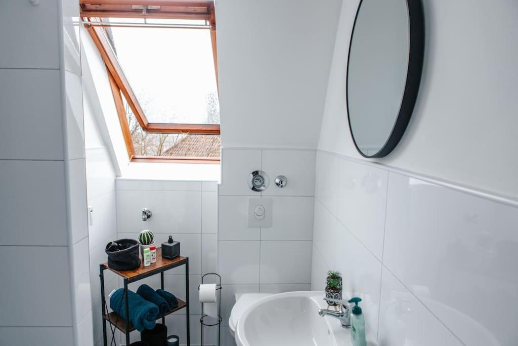 Central-Living Blue - Netflix - Wifi Essen Luaran gambar